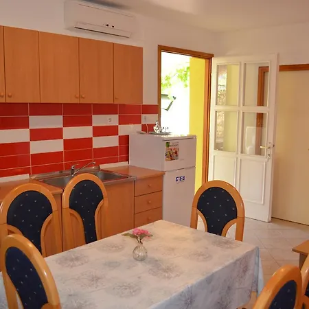 Apartments Petar Draga Bascanska Exterior photo