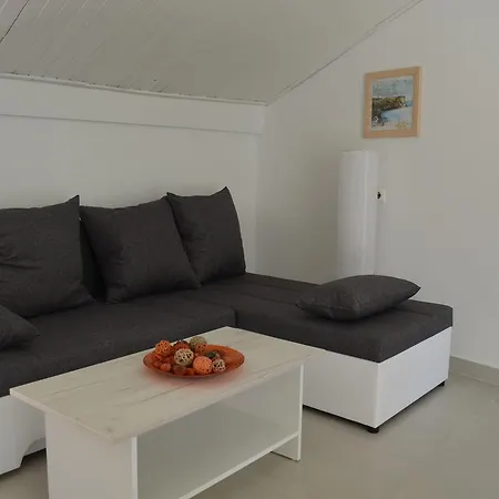 Apartments Petar Draga Bascanska Exterior photo