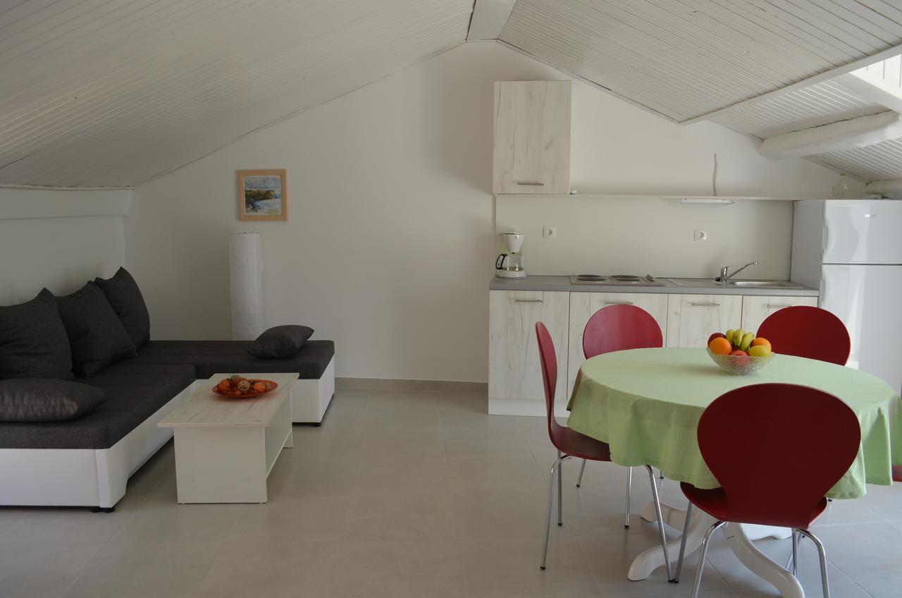 Apartment Petar Draga Bascanska